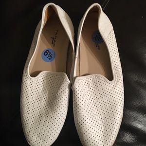 Tahari slip on white sneaker